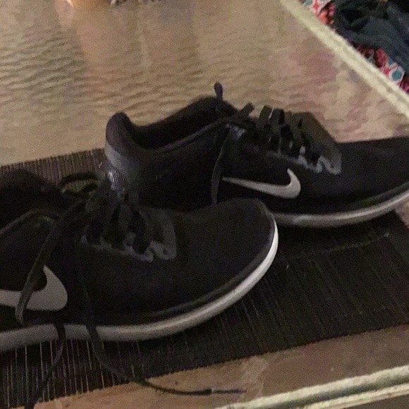 Nike Flex Size 7 Pre-Owned Athletic Shoe - Picture 4 of 6